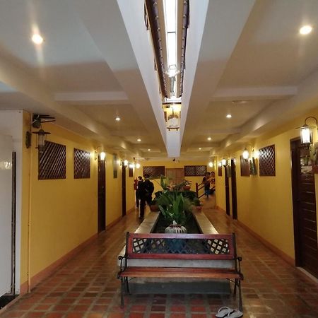 Yellow Tique Hotel Lampang Exterior foto