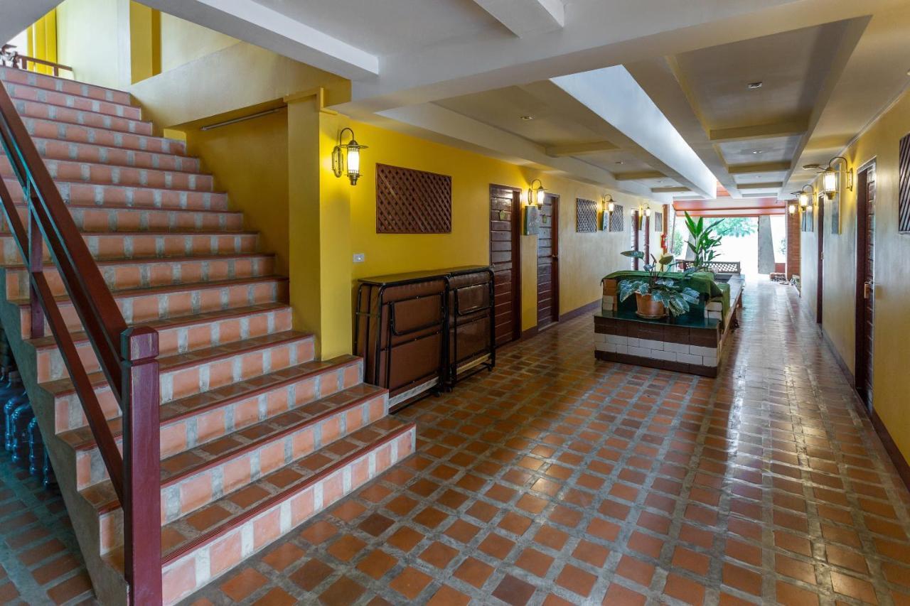 Yellow Tique Hotel Lampang Exterior foto