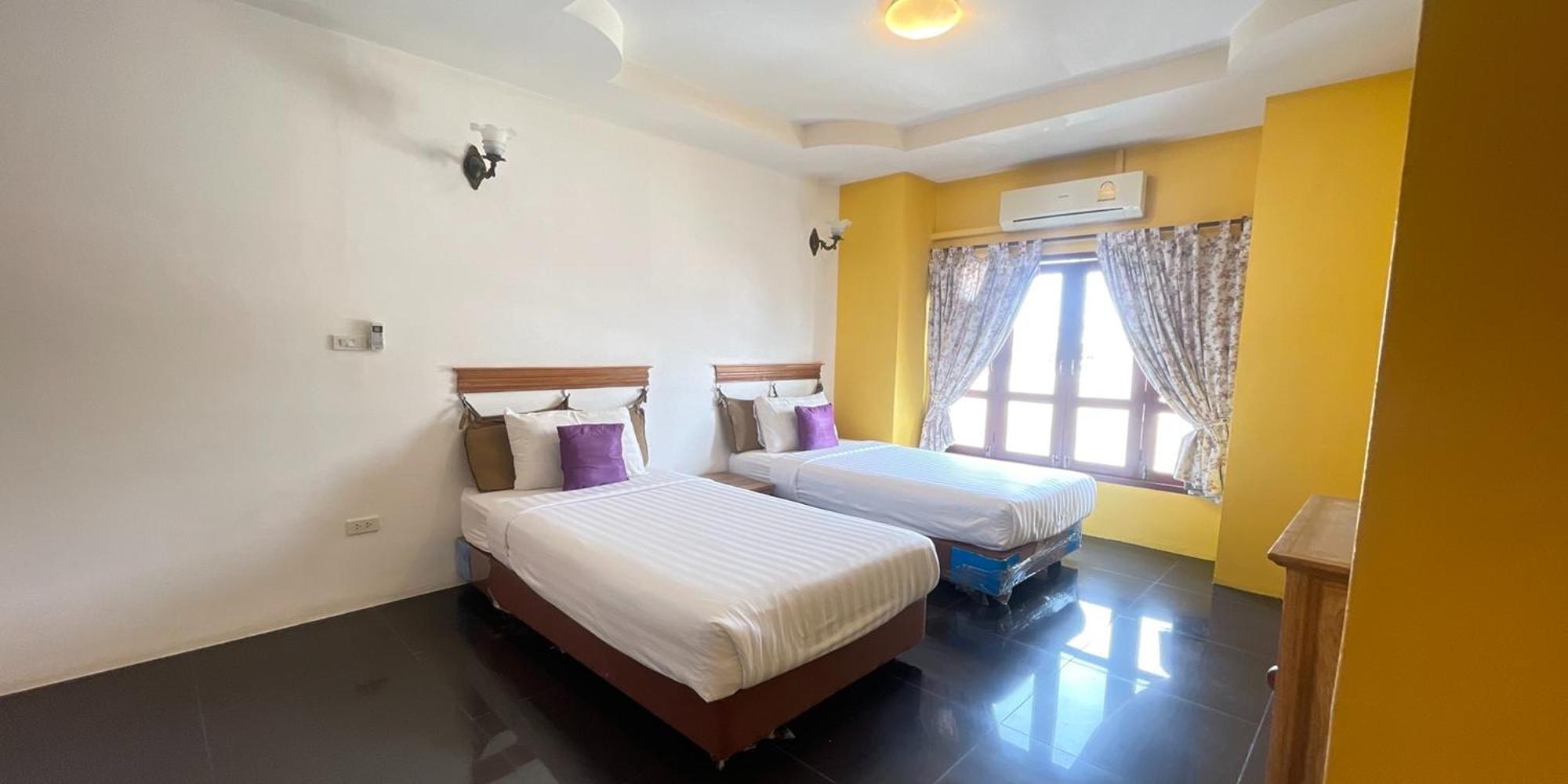 Yellow Tique Hotel Lampang Exterior foto