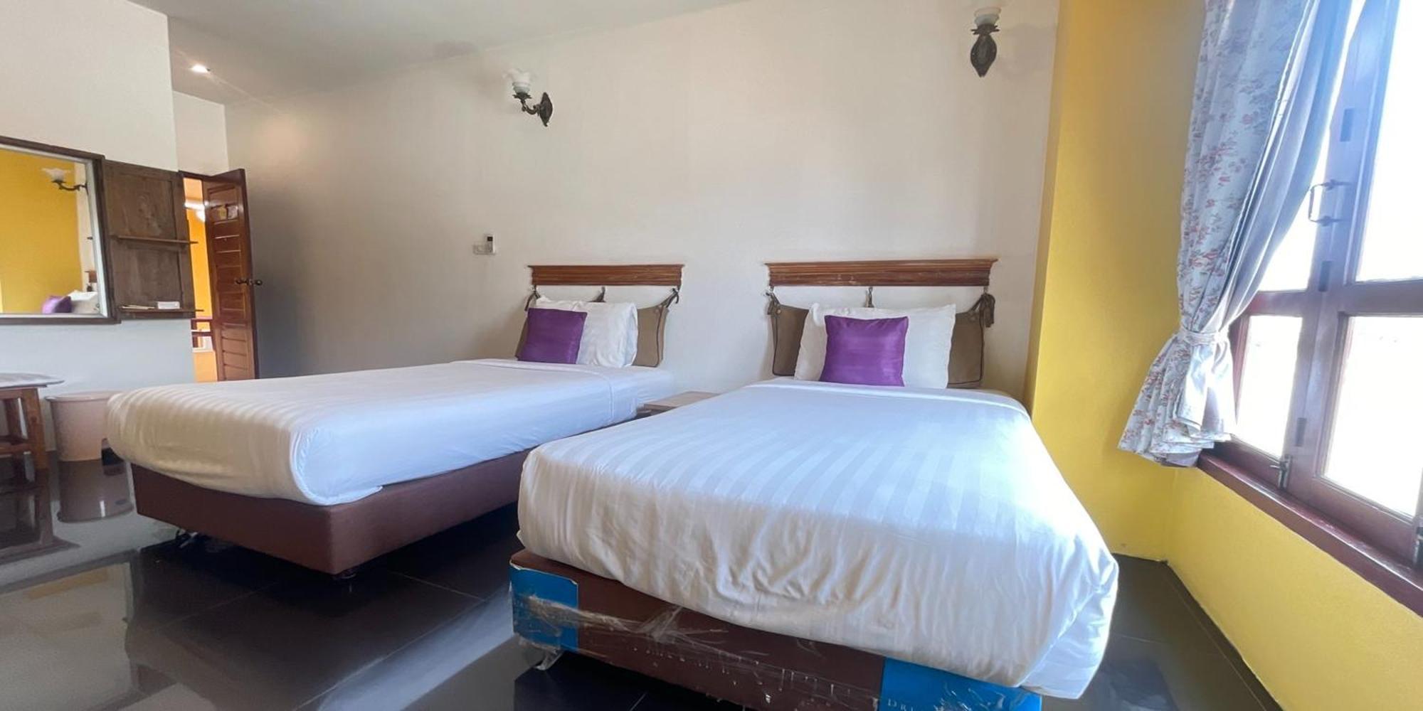 Yellow Tique Hotel Lampang Exterior foto
