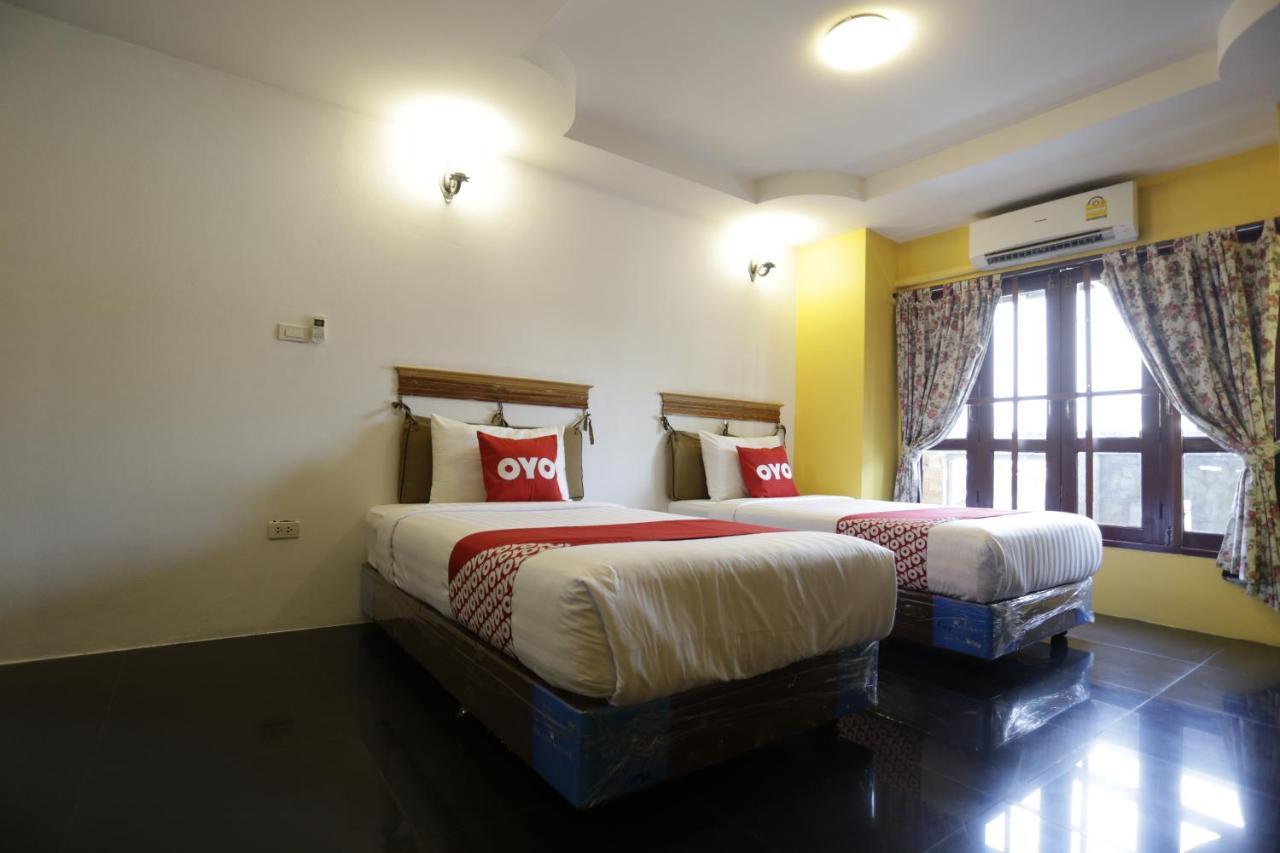 Yellow Tique Hotel Lampang Exterior foto